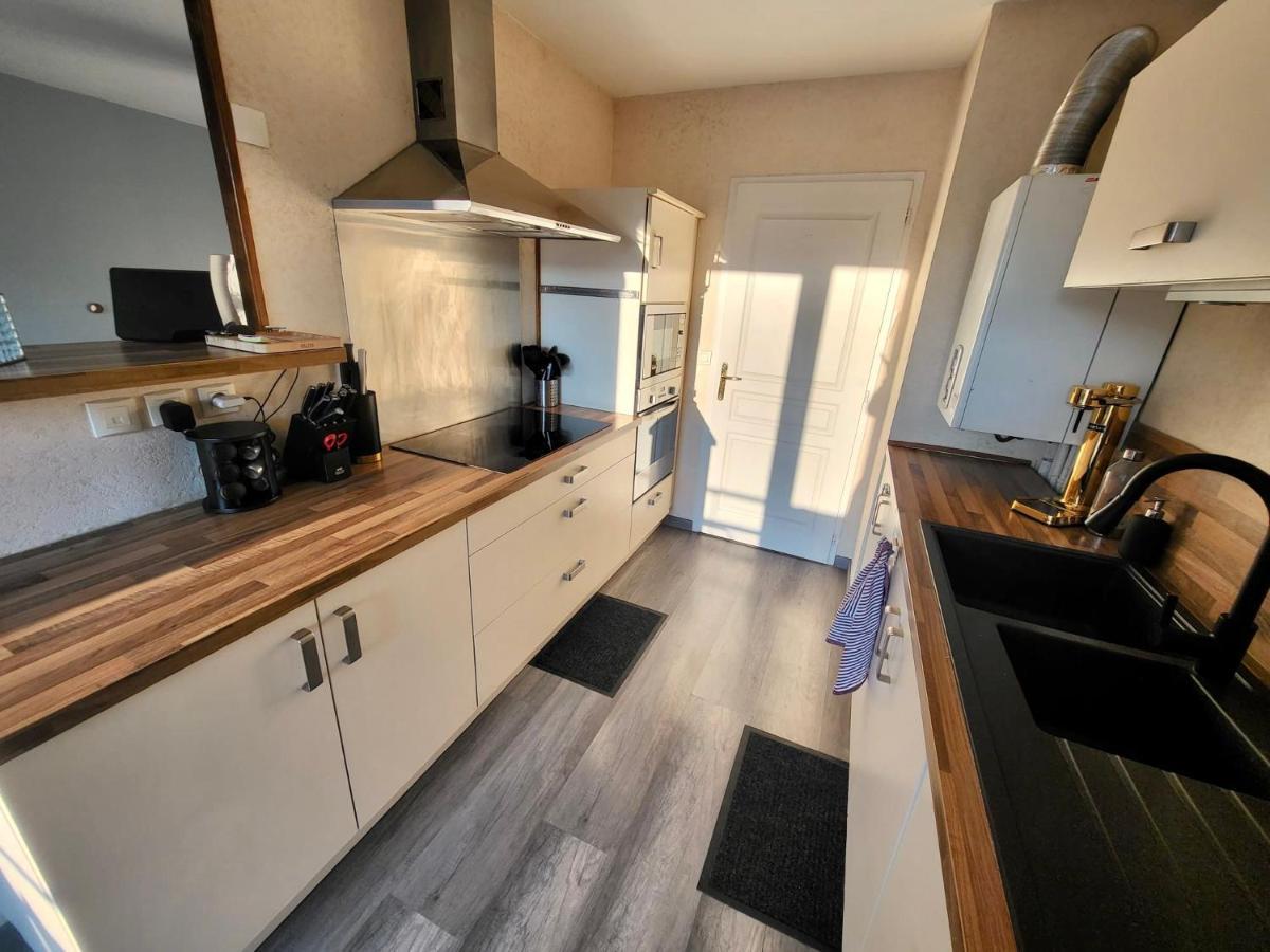 Tichnich Appartement - 2 Bedrooms - 1 Min Away From Train Station Annemasse Exterior photo